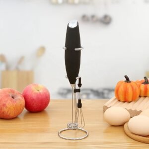 He312913877d641c9b65c136418e9b24ag.jpg Compact 2-in-1 Handheld Milk Frother Egg Whisk Portable Battery-Powered Mini Blender With Stainless Steel Stand for Coffee